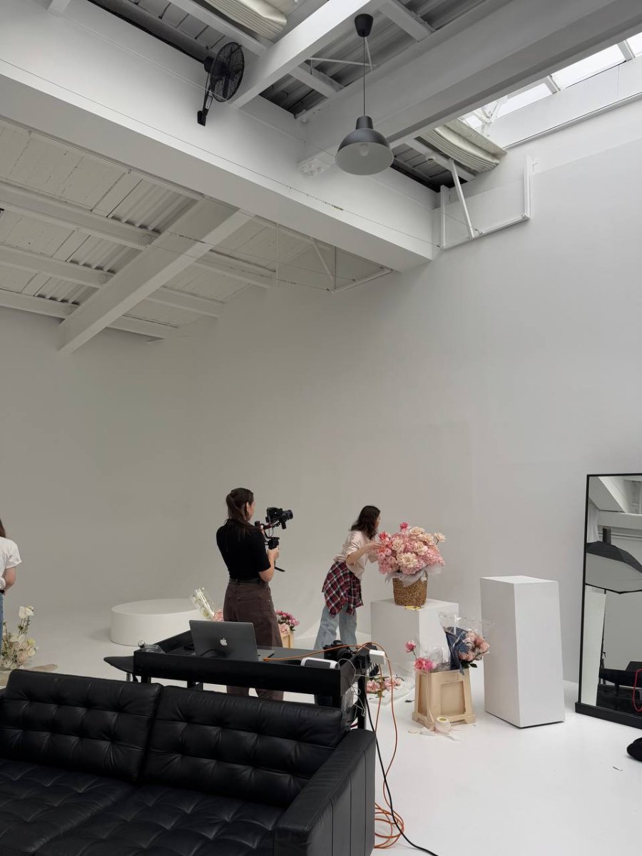Floral shoot on set