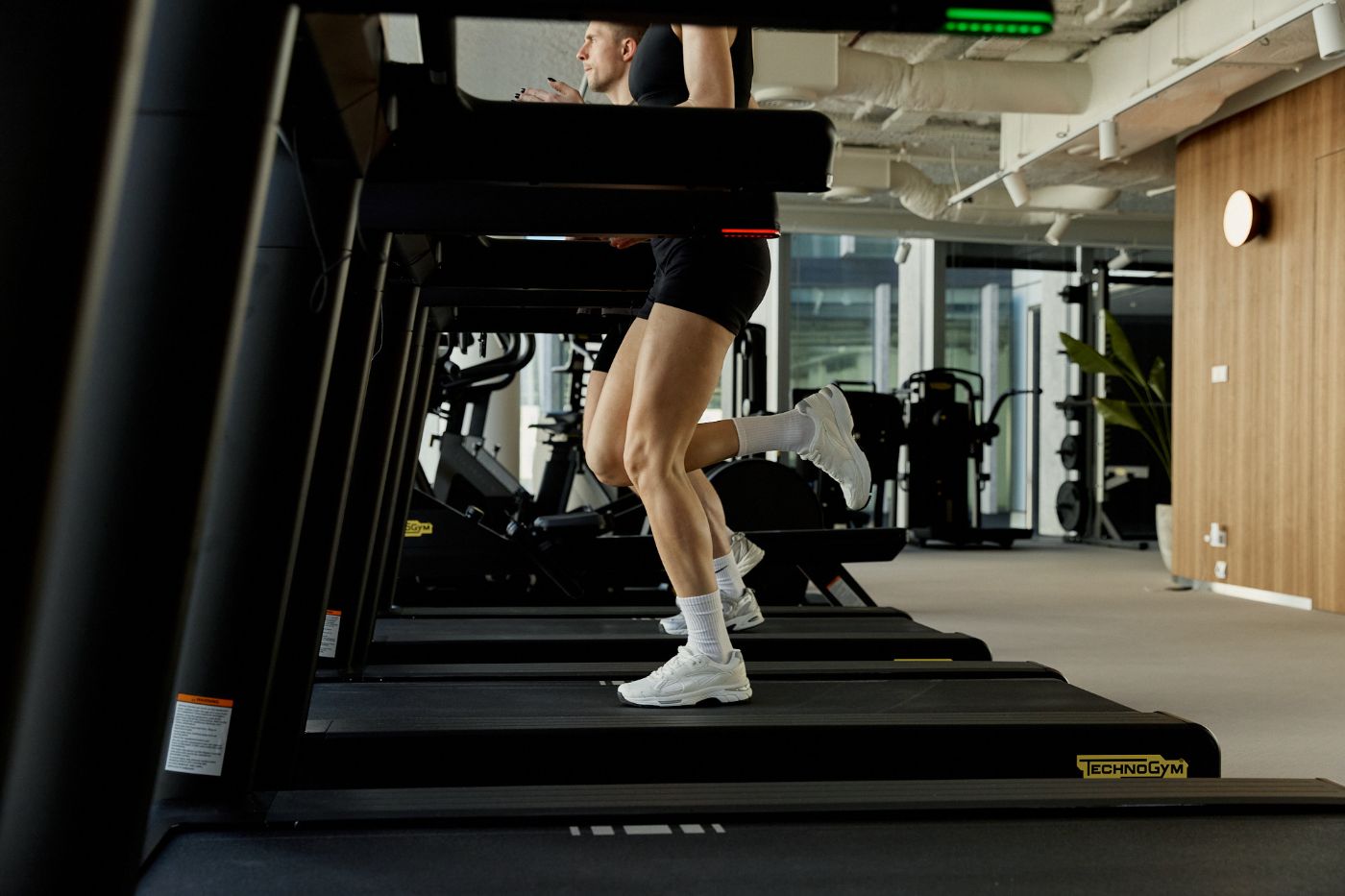 So Well Gym — wellness club branding by Noble, image 2